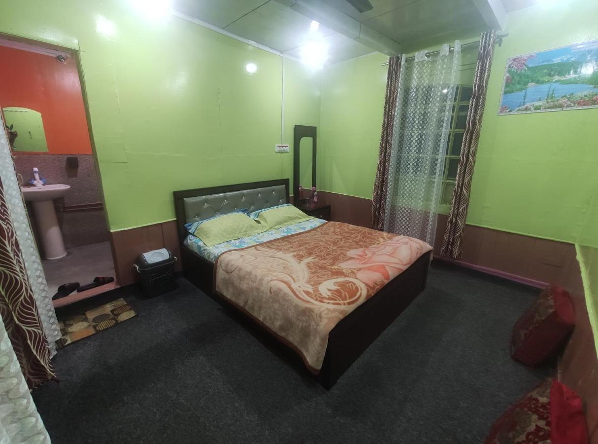 Lakeside Homestay Srinagar Εξωτερικό φωτογραφία
